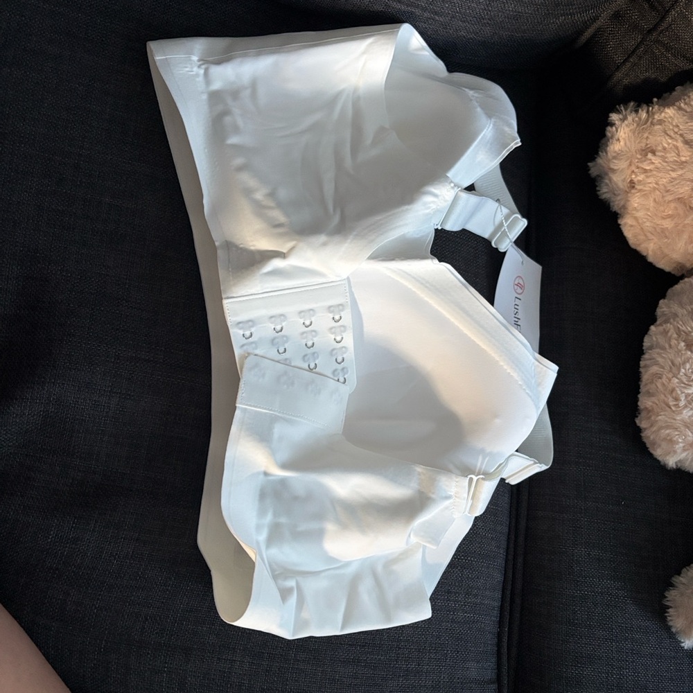 TWO Full-Coverage Bras - Picture 6 of 6